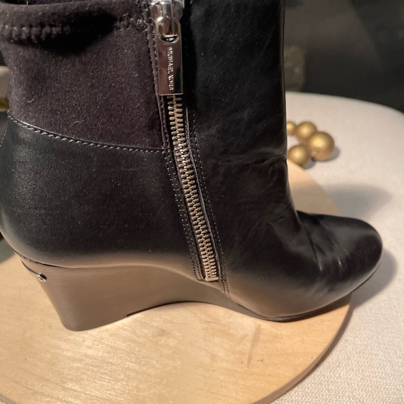 Michael Kors | Bromley Wedge Black Ankle Boot 6M - Picture 10 of 14